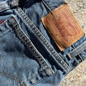 EUC Vintage Levi’s 555’s Shorts